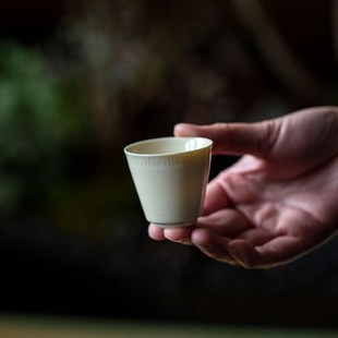 复古定窑白陶瓷品茗杯家用回纹茶杯闻香杯功夫茶具主人杯单杯 中式