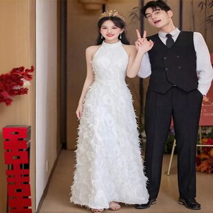 2026新款白色羽毛挂脖露肩时尚大气显瘦长裙晚礼服女学生毕业典礼