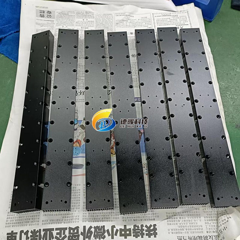 5052b铝板来图加工定制黑色铝标牌铭牌diy激光切割镭雕CNC车床0.5