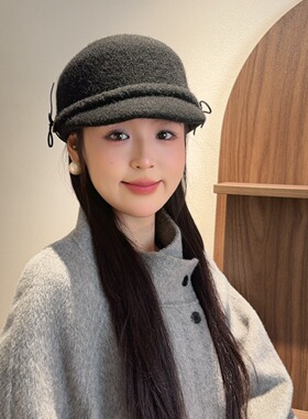 秋冬保暖羊毛混纺显脸小骑士帽女