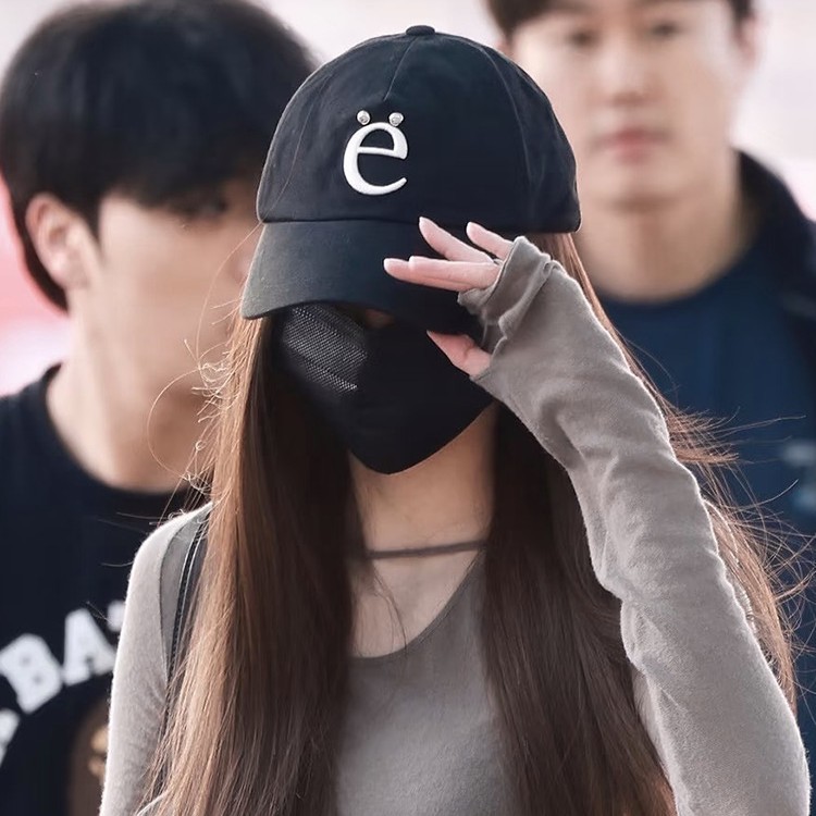 张元英同款棒球帽女韩版鸭舌帽