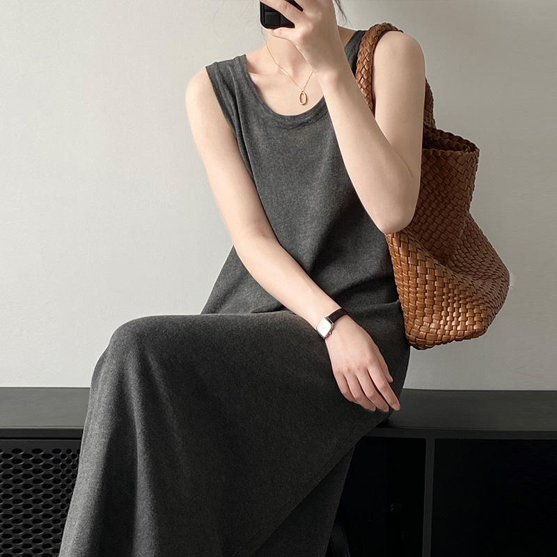 灰色背心裙吊带连衣裙女夏2025新款孕妇打底针织长裙子到脚踝外穿