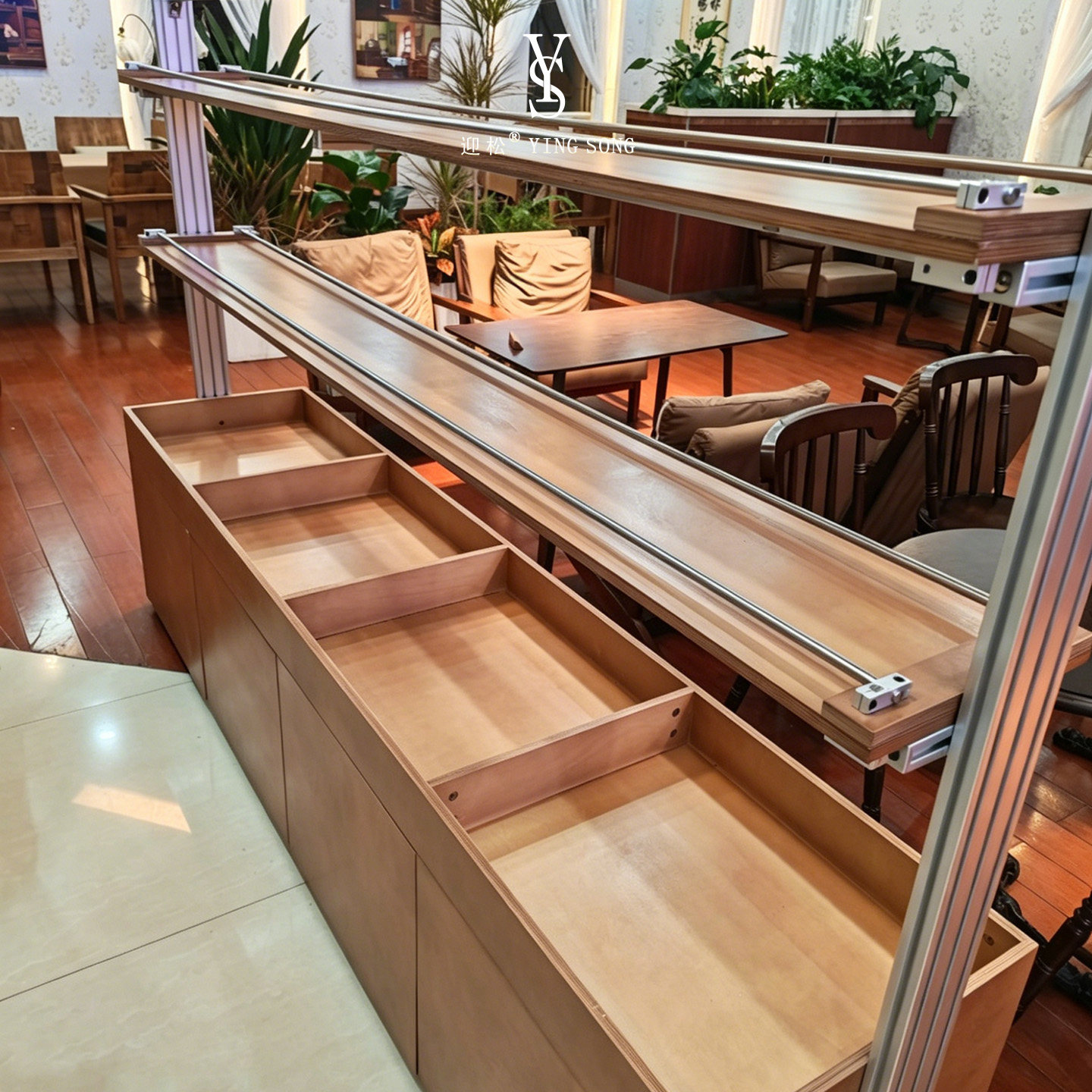 店铺落地组合式中岛展台木纹分格货柜商超零食文创产品陈列展示台