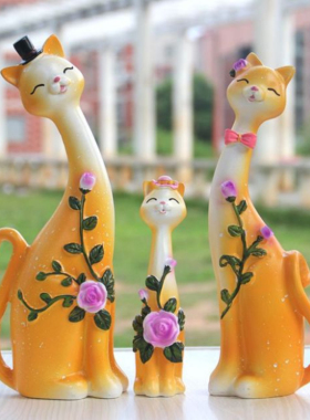 一家三口猫狗天鹅鸭子摆件简约现代家居工艺品招财大象电视柜摆设