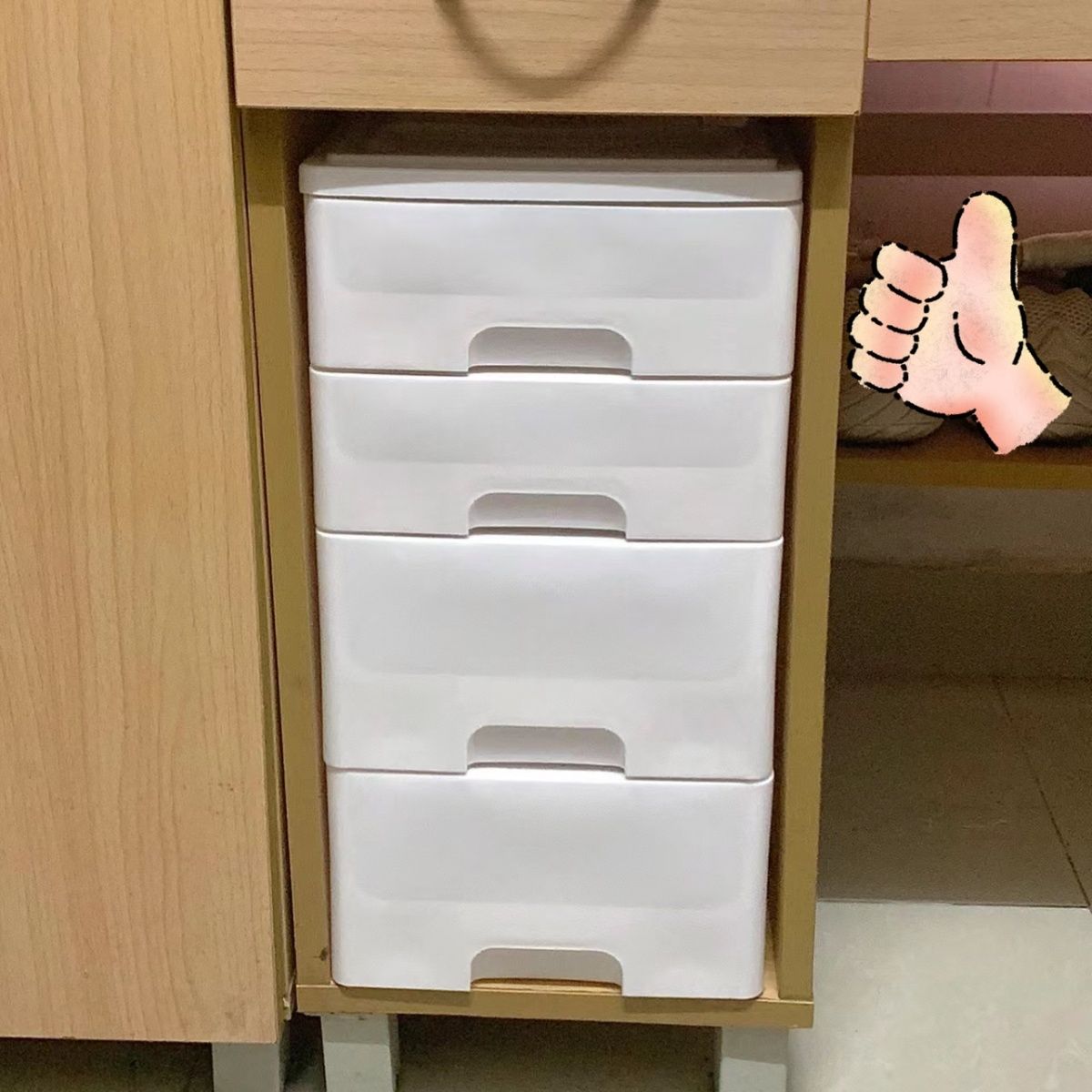 简易抽屉式收纳柜多层组装办公桌面卧室主机柜简约塑料抽屉储物