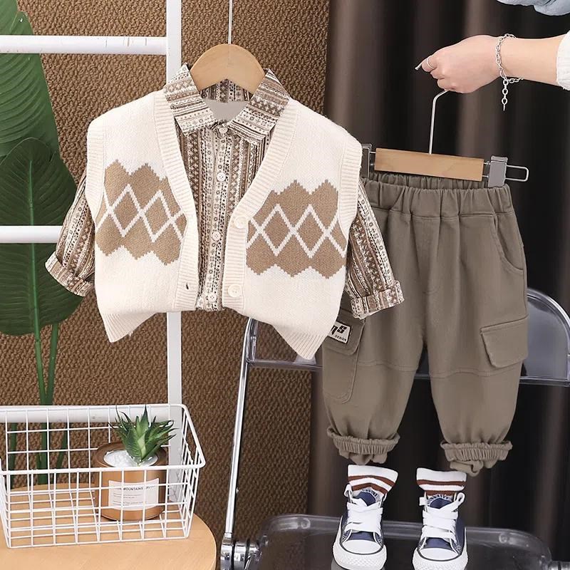 男童套装2025春季新款韩版帅气开衫毛衣马甲洋派潮酷小少爷三件套