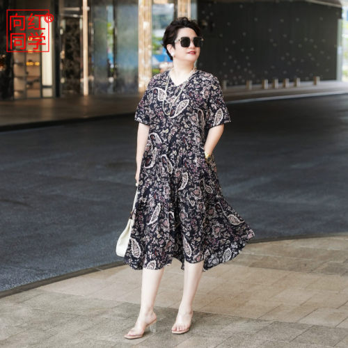 2026夏季新款气质V领腰果花宽松遮肉显瘦蛋糕大裙摆连衣裙0597