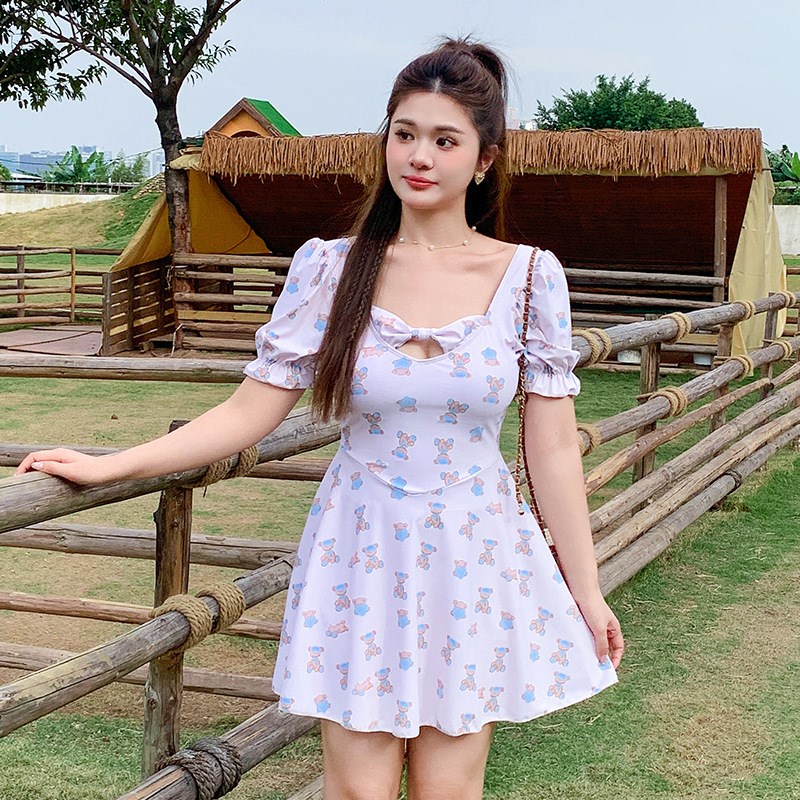 微胖印花泳衣女裙式遮肚显瘦平角裤连体大码2025新款游泳衣泡温泉