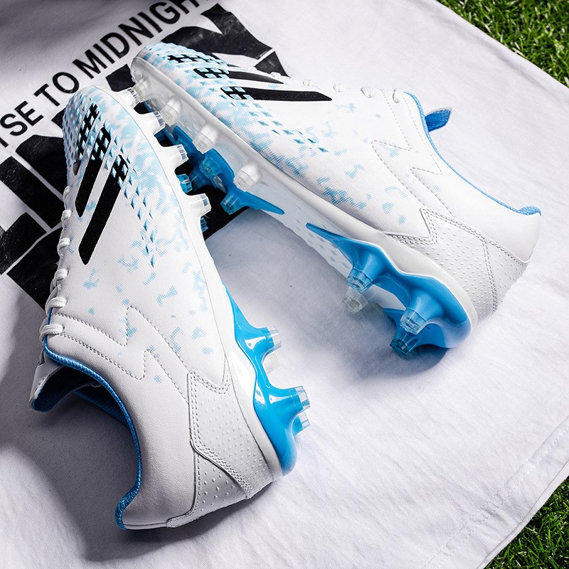 C罗训练足球鞋TF碎钉学生低帮AG长钉人草耐磨夏季鸳鸯男童女防滑