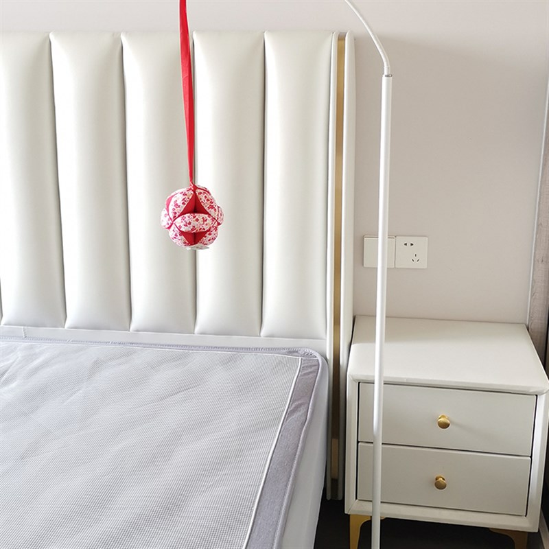 落地床铃支架杆尿布台悬挂玩具吊挂蒙氏婴儿床摇铃挂件床头可旋转