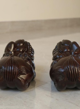 红木皮丘黑檀木质招财貔貅摆件大号一对客厅木雕摆件40超大号实木