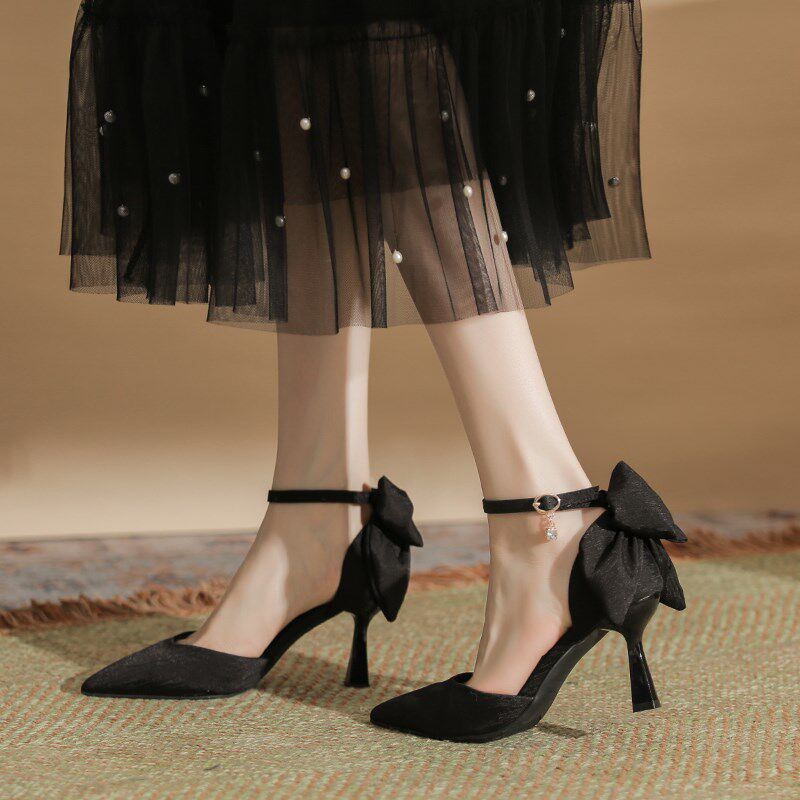 脚胖脚宽女鞋黑色k大码凉鞋41-43高跟鞋加肥加宽一字带中空单鞋女