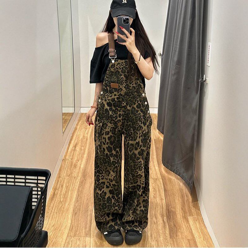 多口袋豹纹牛仔阔腿背带裤女2025春季新L款设计感工装阔腿连体长