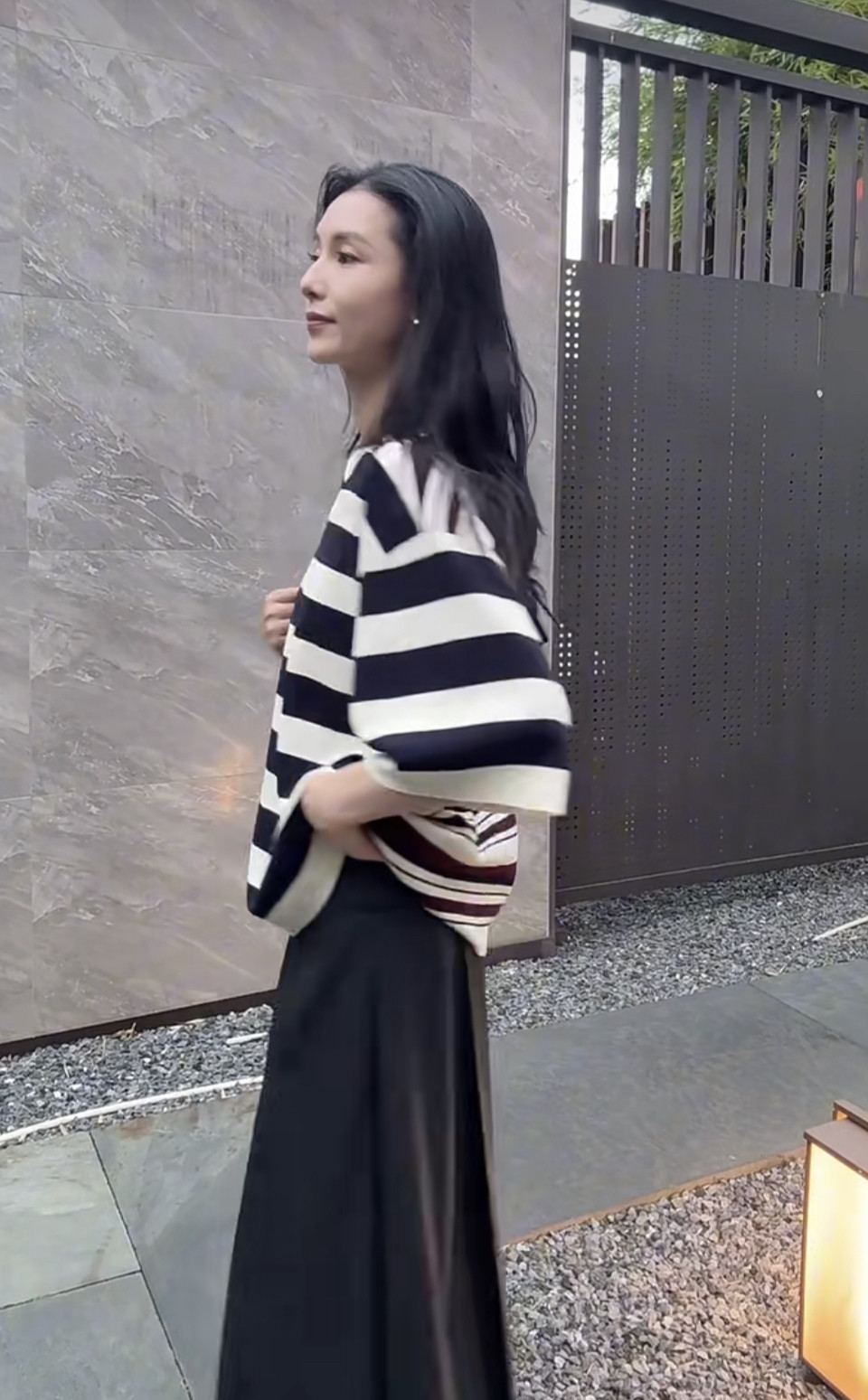 元单宽窄条子间条纹上衣+连衣裙
