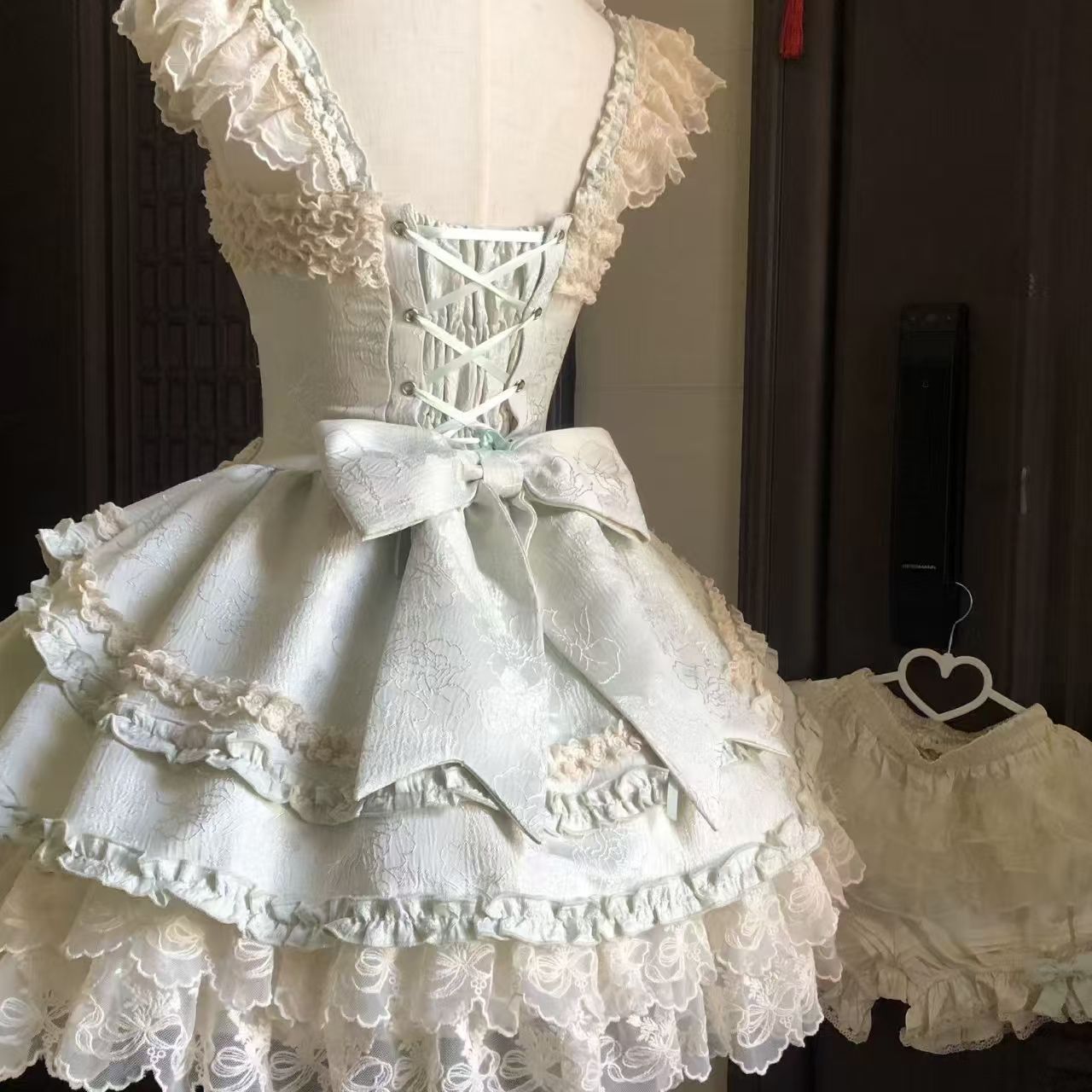 小蓓蕾实体店正鱼骨狗短j