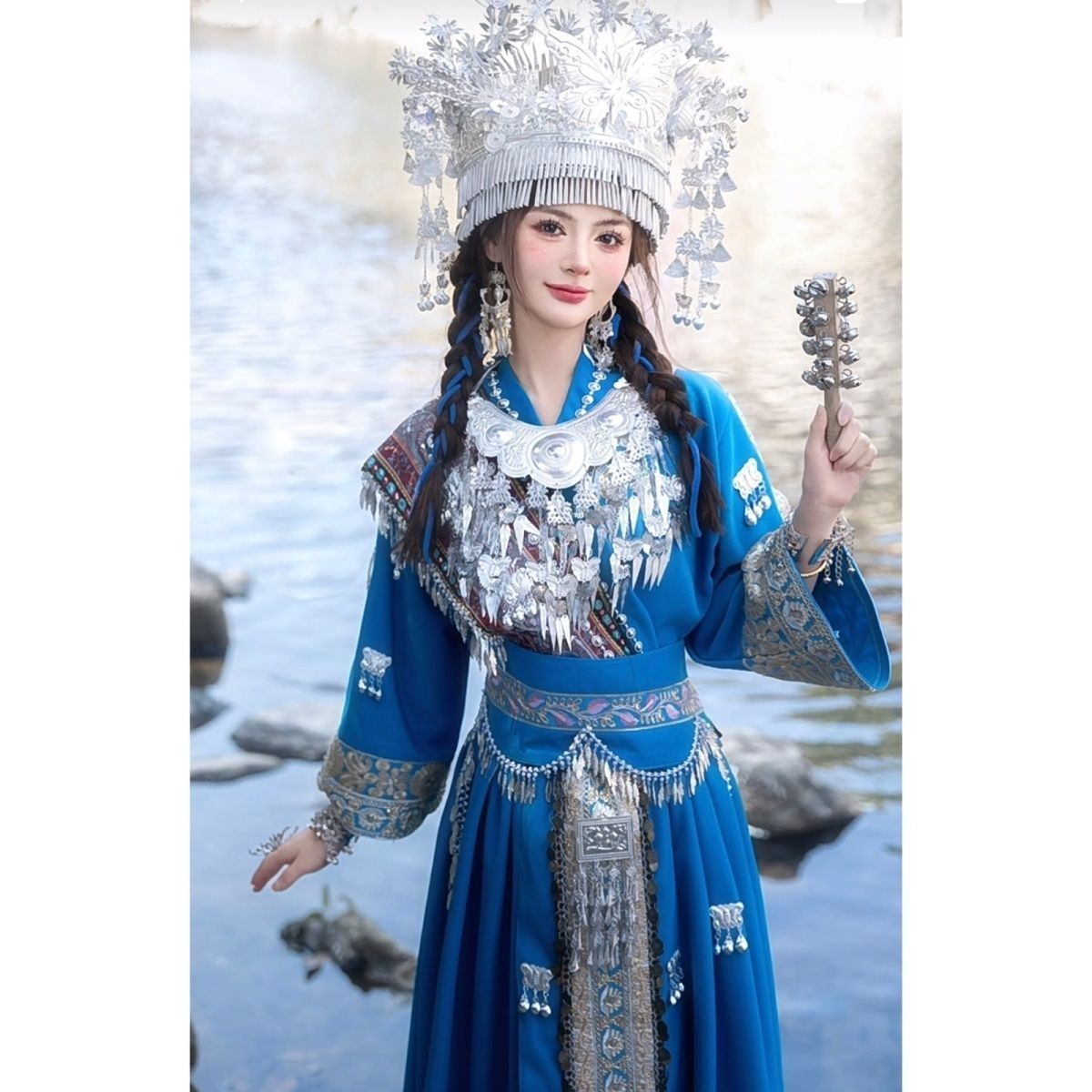 新款苗族苗疆少女蓝色民族风服装