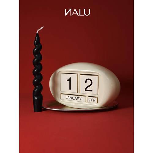 那路NALU设计师款创意台历太空时代中古风装饰品万年历日历摆件