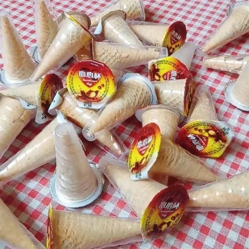 巧克力脆筒过年小零食威化饼干夹心小馒头休闲儿童零食年货