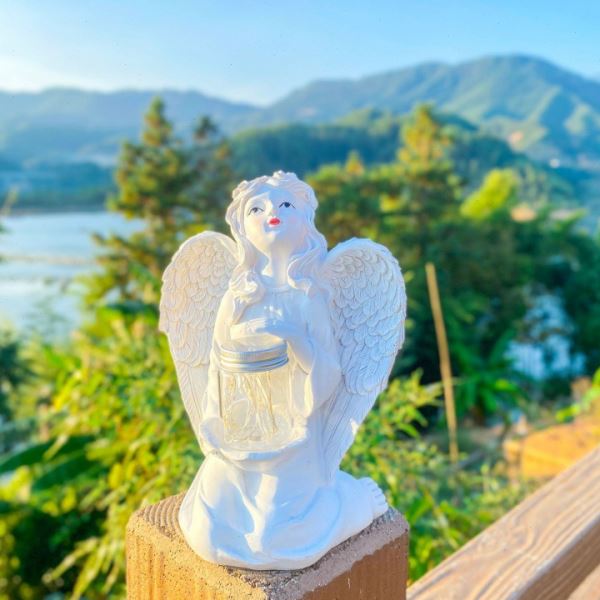 跨境白色花园少女天使摆件家居庭院太阳能灯树脂装饰像工艺品