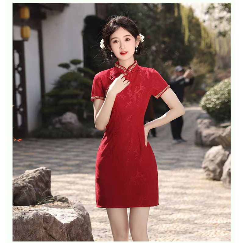 红色夏款旗袍新中式旗袍裙改良短袖刺绣宴会礼服女小个子短款旗袍