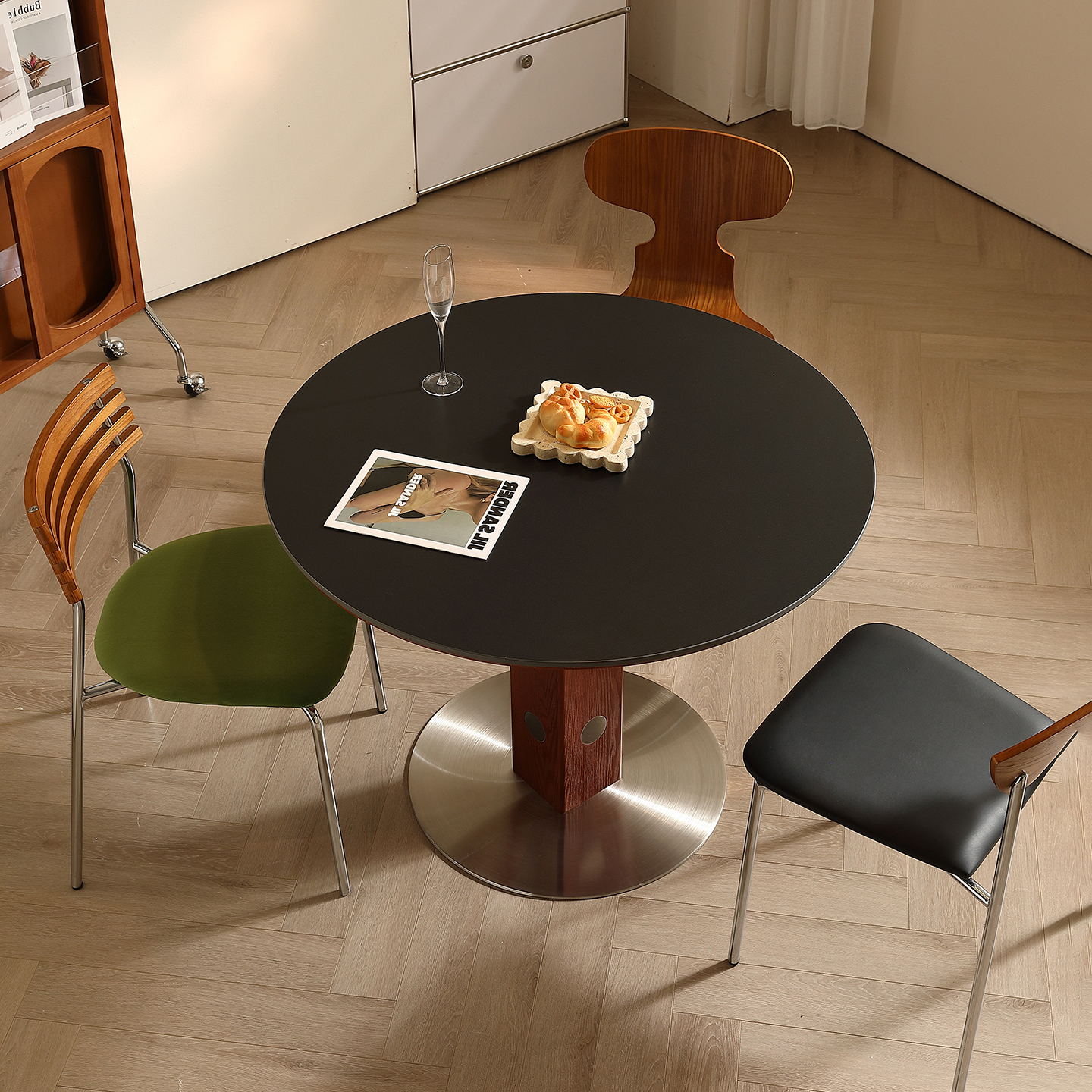 小户型省空间家用饭桌