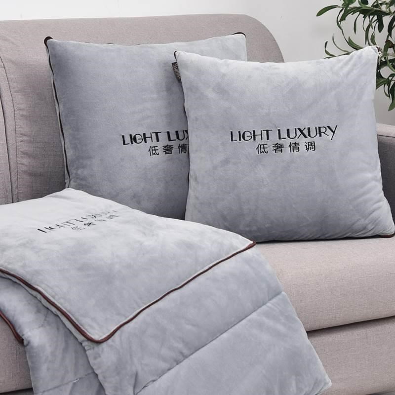 抱枕被子两用毛毯小枕头车上汽车内车载车用二合T一折叠高档加厚