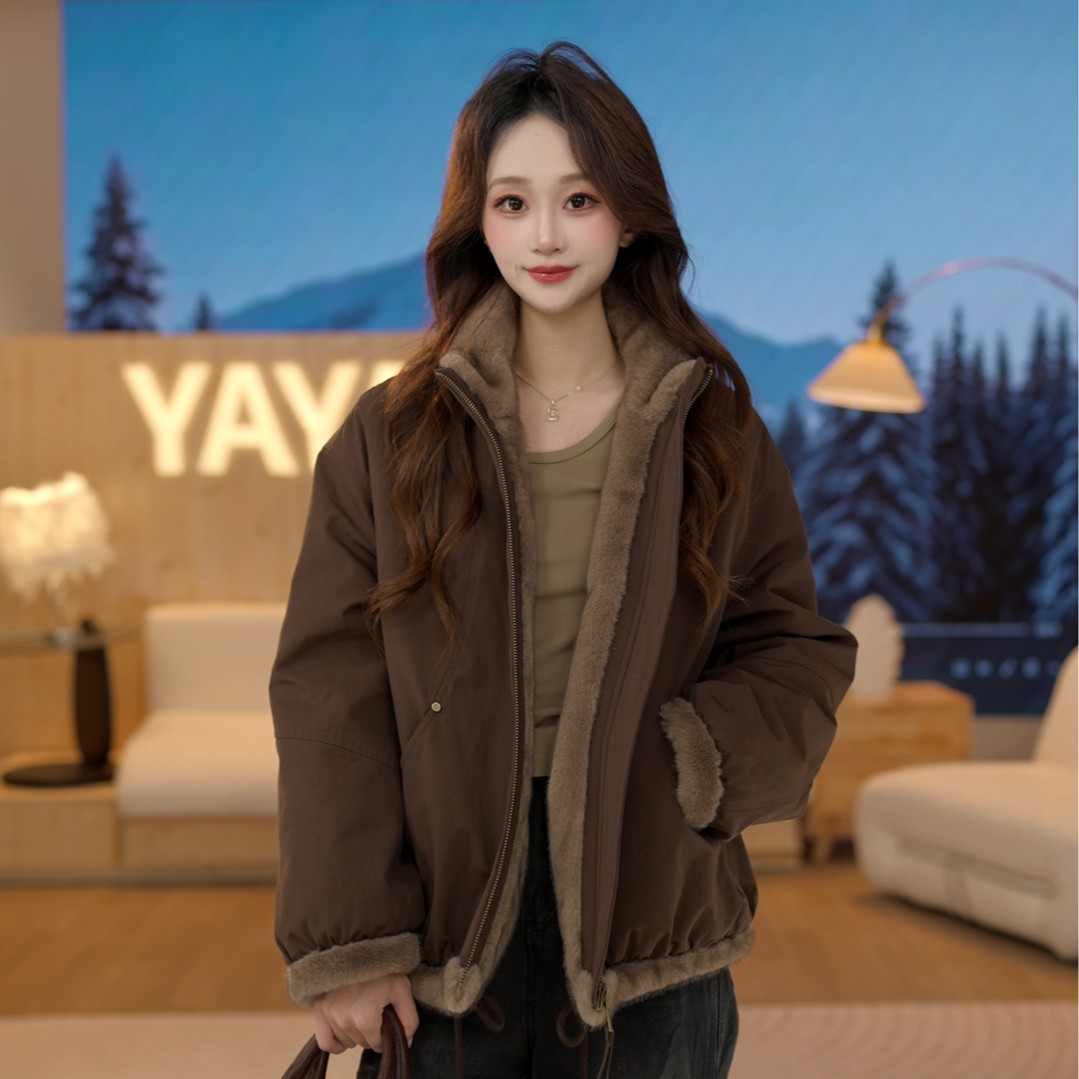 宽松短款工装保暖派克皮草羽绒服