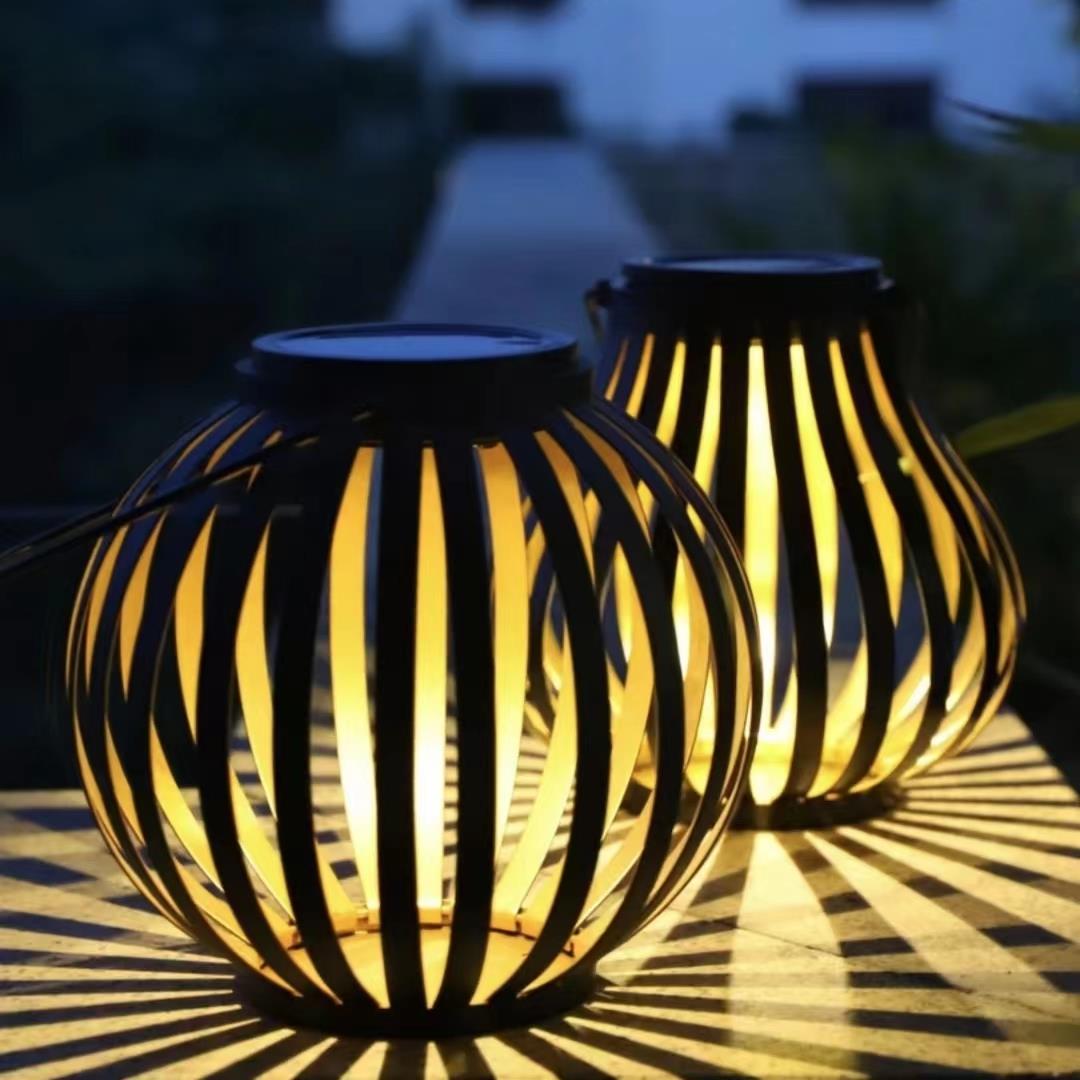 户外太阳能南瓜灯笼铁艺花园庭院摆件别墅阳台装饰挂件创意造景