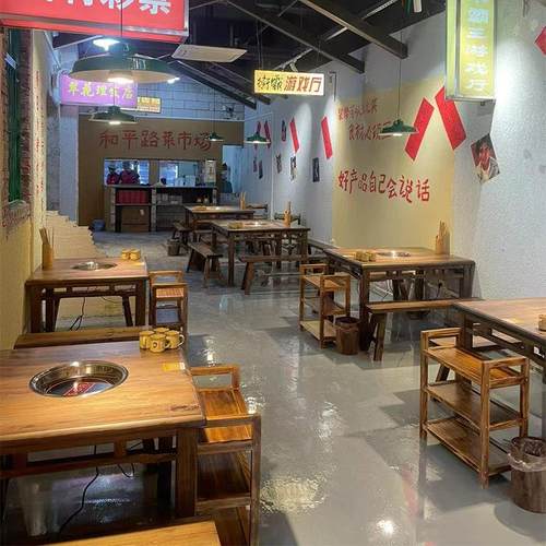 覆古八仙桌火锅桌市井风实木桌凳火锅店做旧桌子电磁炉地摊居民楼