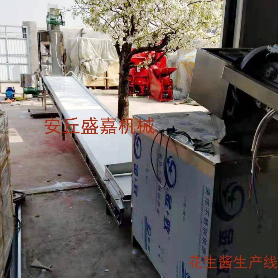 销售花生酱磨酱机设备，花生芝麻杏仁酱设备。