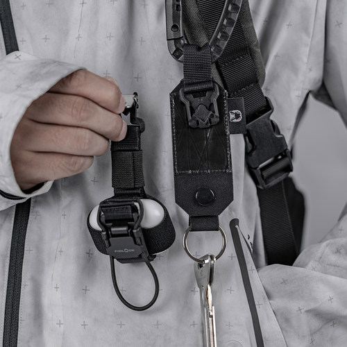 BAS-1 挂件钥匙扣耳机仓molle系统fidlock磁扣快取多功能创意挂钩