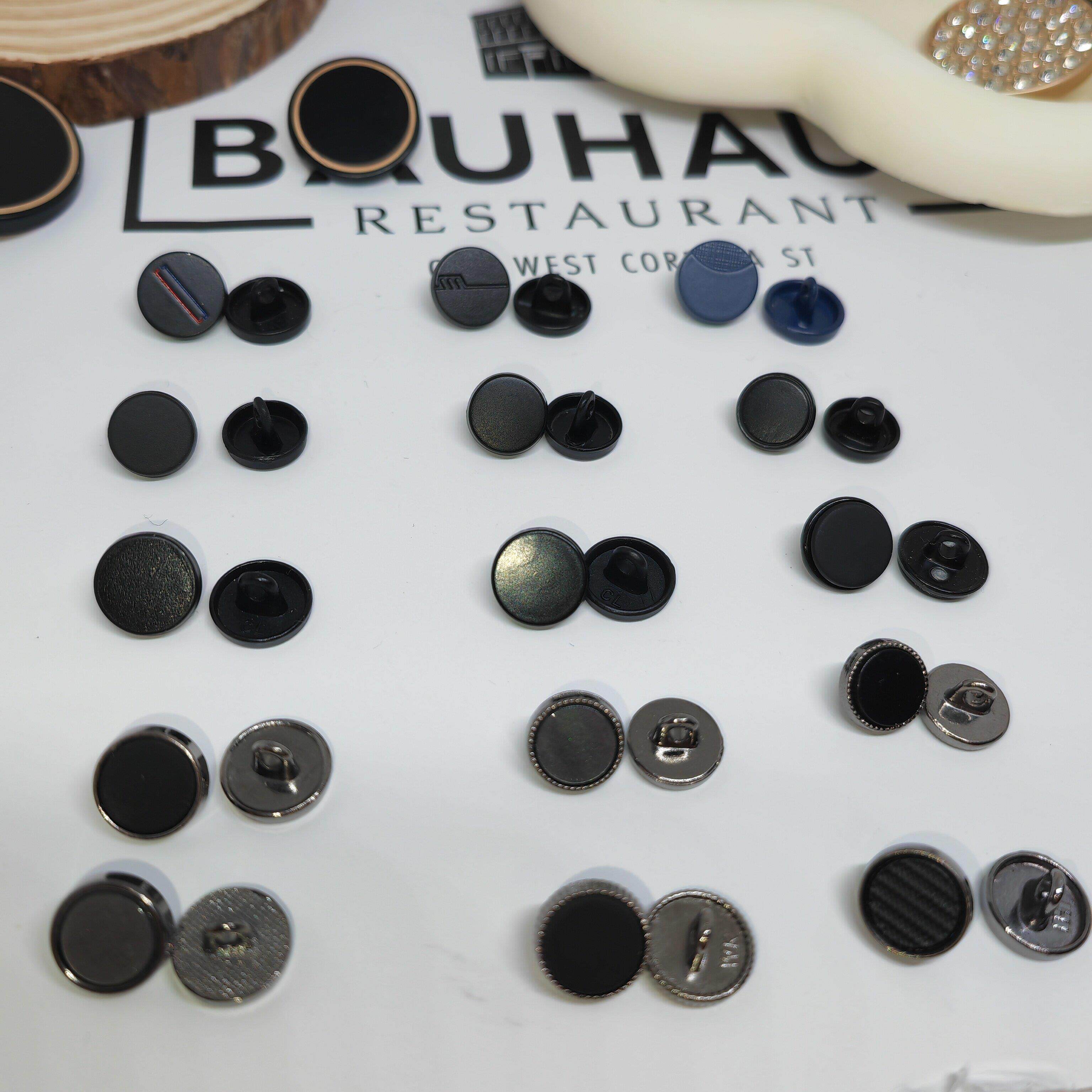 金属平面百搭简单纽扣子镜面磨砂衬衫男女圆形开衬衣雪纺衬衫高端