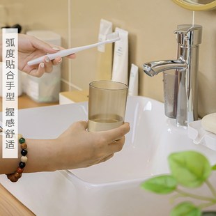 四色漱口杯家用刷牙杯情侣洗漱牙刷杯免打孔壁挂牙具牙缸套装 日式