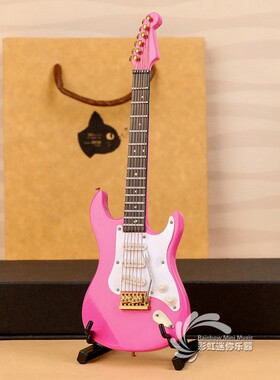 可刻字粉色木制迷你民谣吉他模型电吉他摆件男女朋友生日圣诞礼物