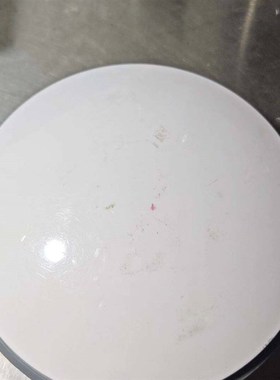 测量天线A230GRB 白色外壳 带F型接口 成色如图所示。