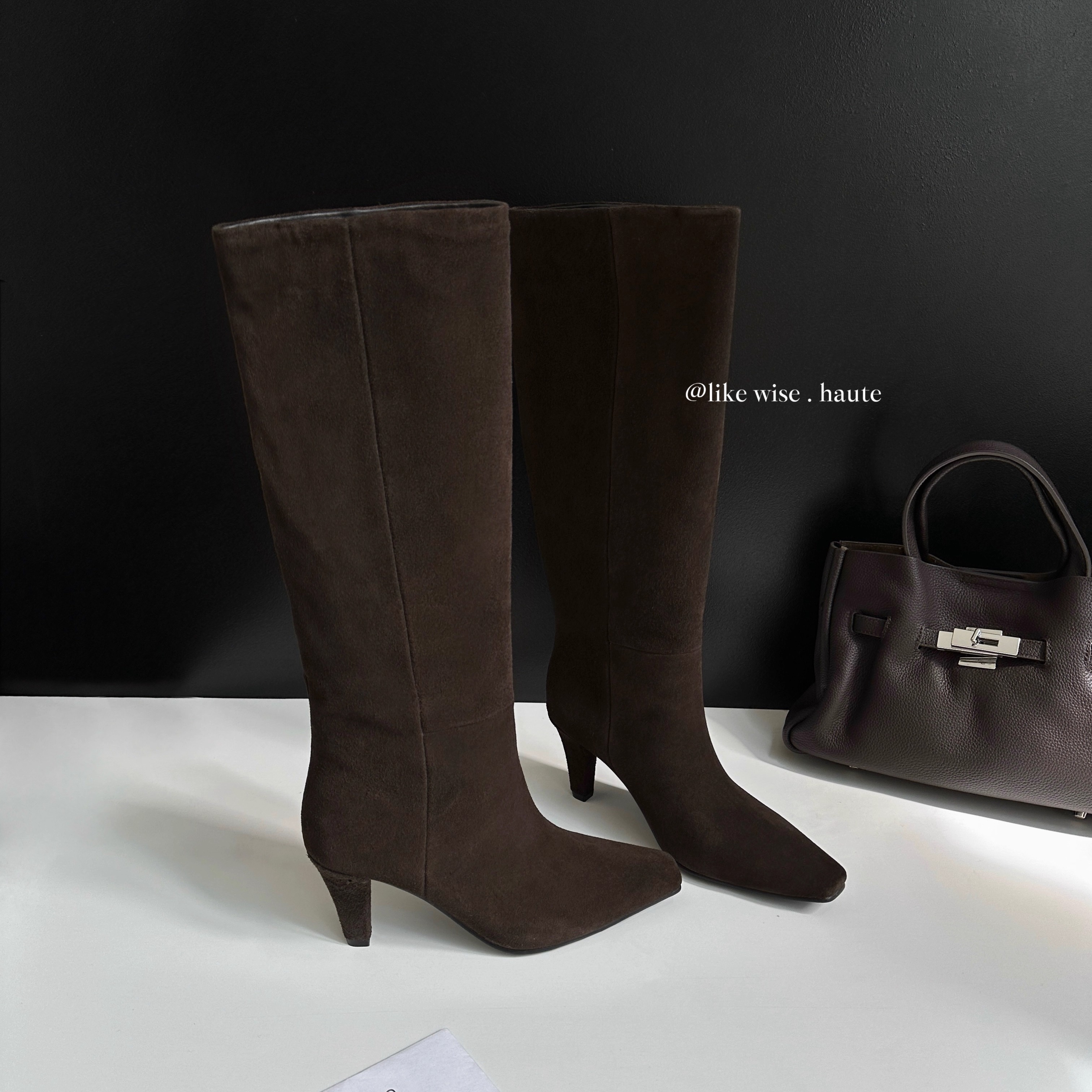 LIKE WISE HAUTE · 7cm尖头粗跟复古时尚百搭牛翻皮长筒靴