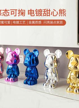 暴力熊摆件客厅轻奢电视柜酒柜卡通爱心熊小公仔网红儿童房装饰品