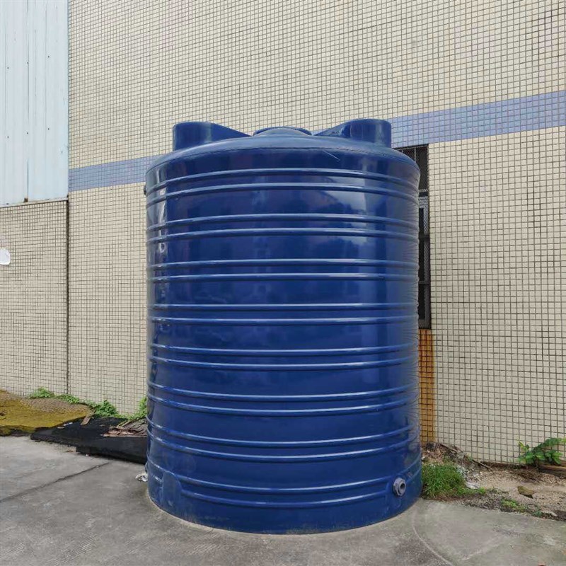 PE牛筋桶大容量2 3 5 10吨储水罐化工蓄水塔户外立式水箱储油罐