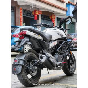 适用春风狒狒st125保险杠摩托车弹簧头防摔专用改装配件ST前护杠