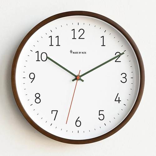 MJK简约现代钟表日式实木挂钟客厅2024新款家用时尚静音时钟挂墙