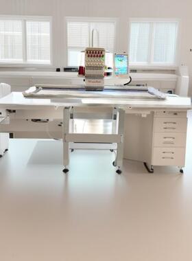 电脑绣花机5001200新款家用马头机单头针大面积工业刺绣缝纫机