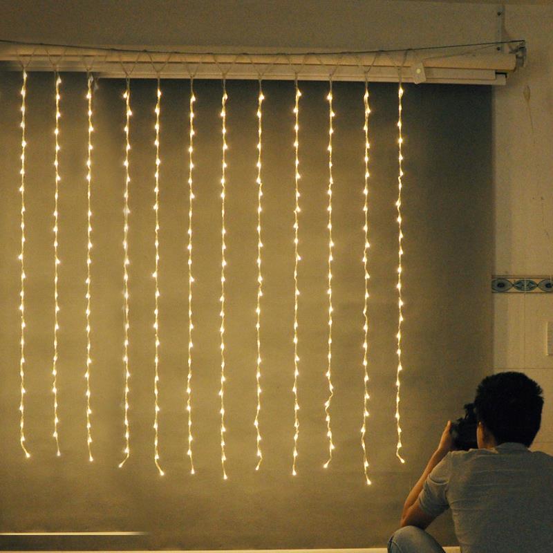 LED流水灯网红瀑布灯户外防水新春场景庭院装饰彩灯串闪灯跑马灯