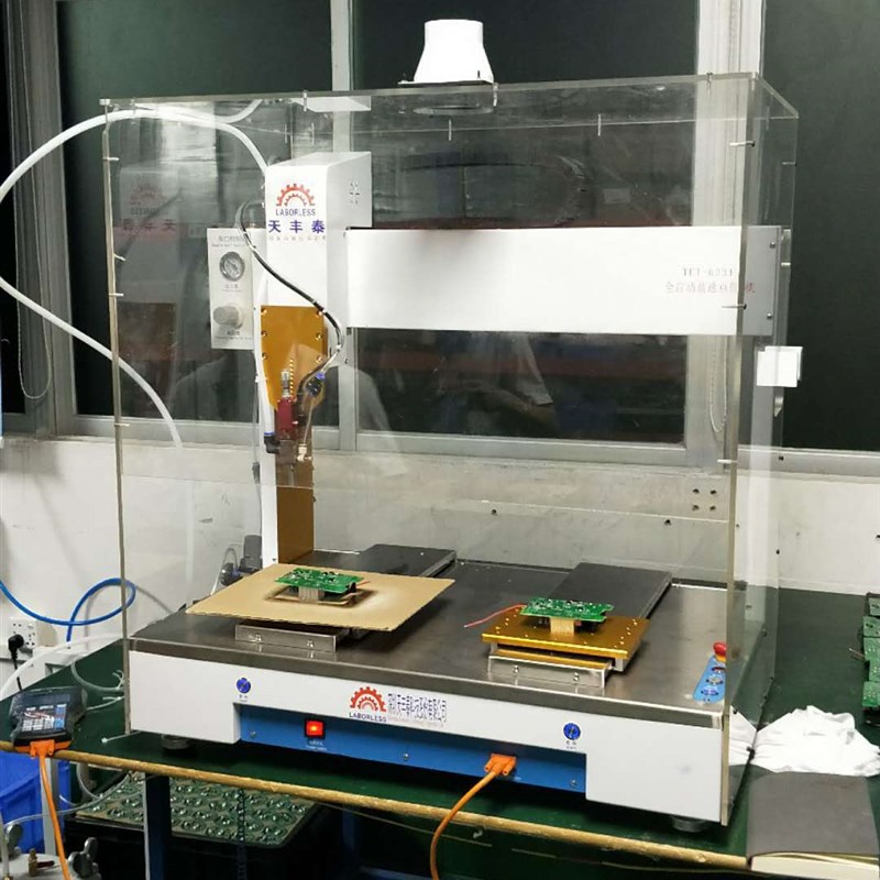 常州全自动喷胶机6331四轴点胶机PCB板喷涂机三防漆涂覆机