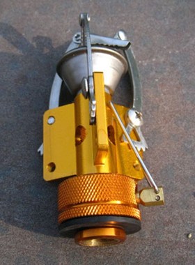 凹凸 户外超轻 猛火 野餐一体式防风野露营炊炉头 炉具    AT107