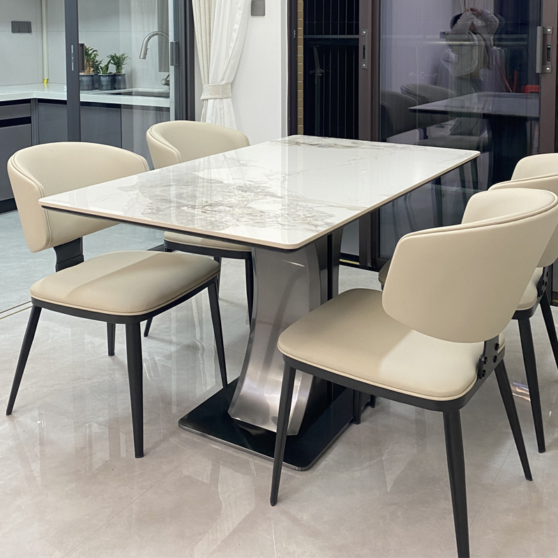 轻奢岩板餐桌椅组合客厅家用现代简约2025新款长方形小户型饭桌