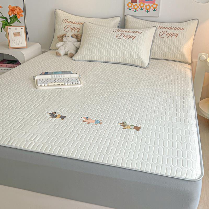 2025新款居家风凉感丝绣花乳胶凉席三件套夏季可机洗空调软席子