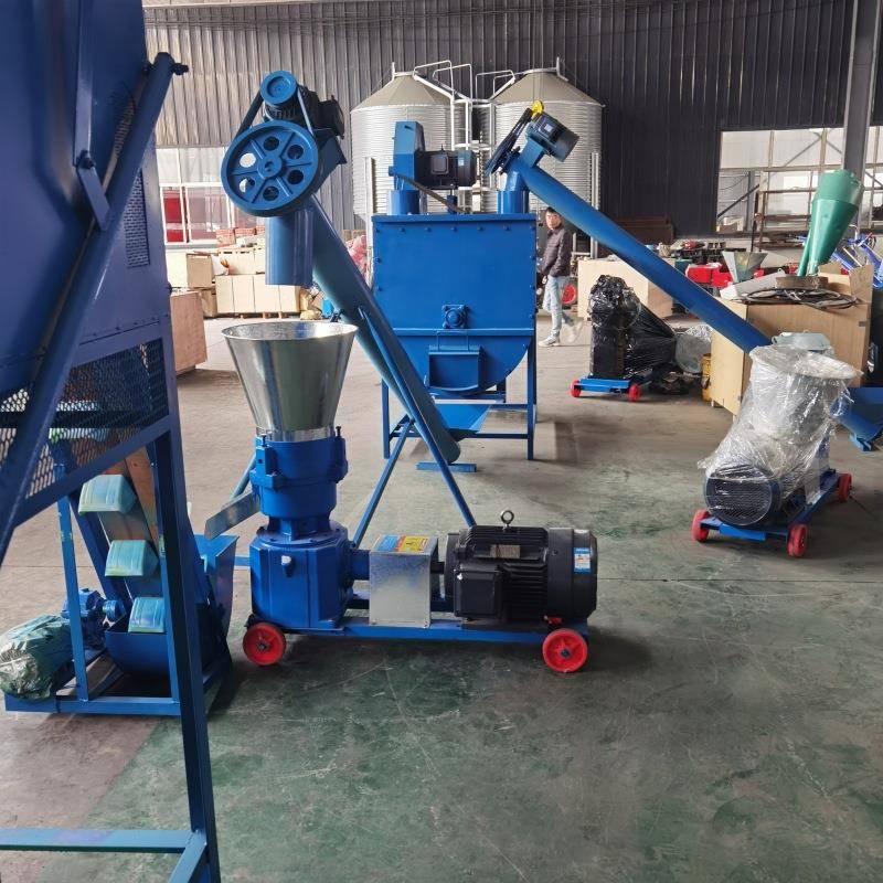 青草玉米颗粒饲料机猪鸡鸭鹅颗粒饲料机小型家禽养殖颗粒饲料机