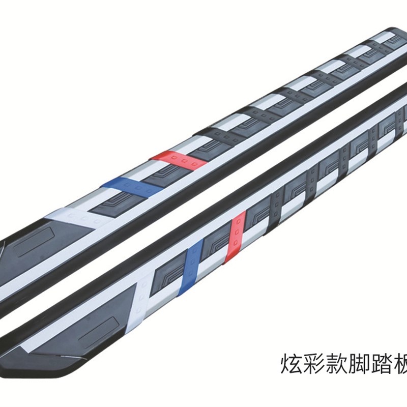 2022款SWM斯威大虎脚踏板改装饰踏板大虎汽车用品迎宾侧踏板