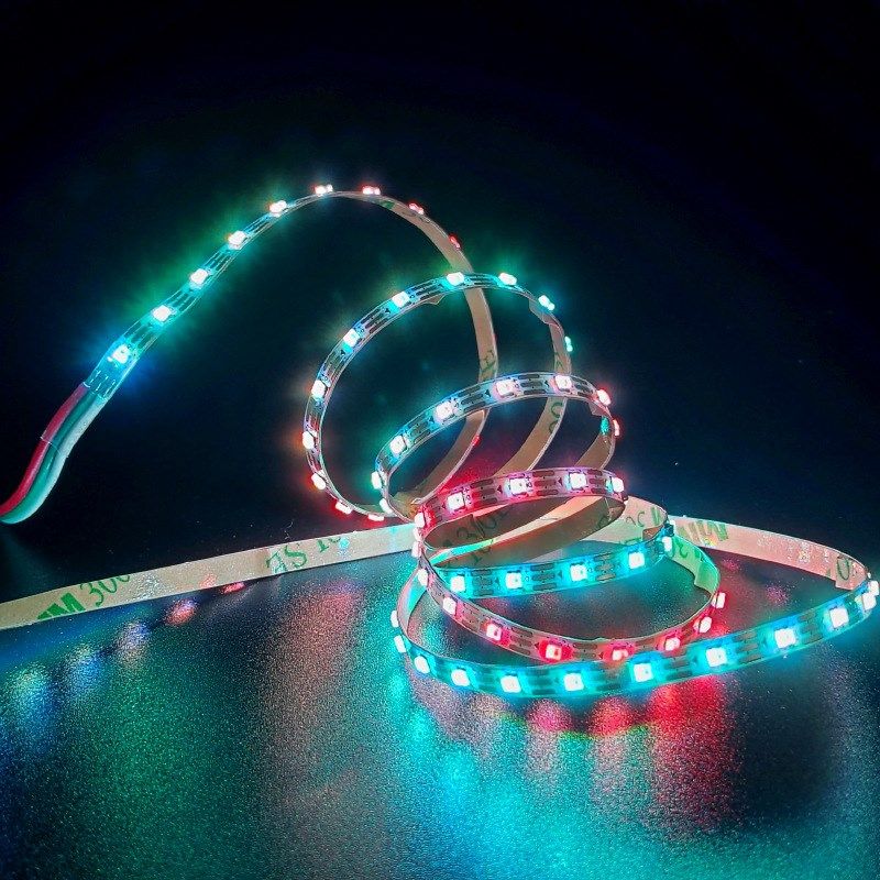 WS2815-2020-12V窄板4mm宽幻彩灯带低功耗5米无压降可编程