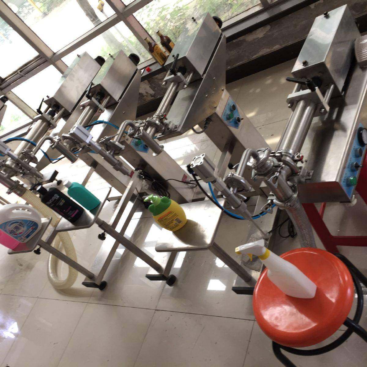 上海灌装机、乳液爽肤水清洗液定量灌装机水剂类灌装机